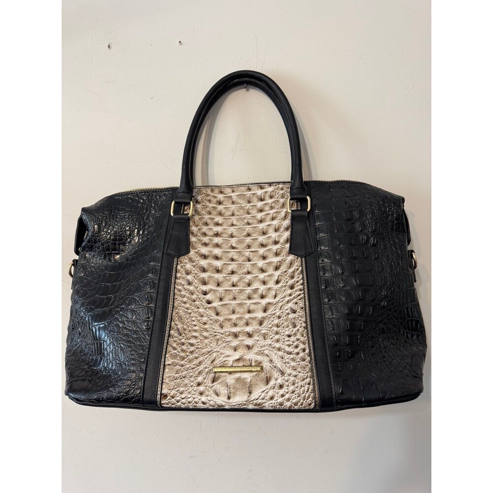 MIA K. COLLECTION WEEKEND DUFFLE BAG nwot